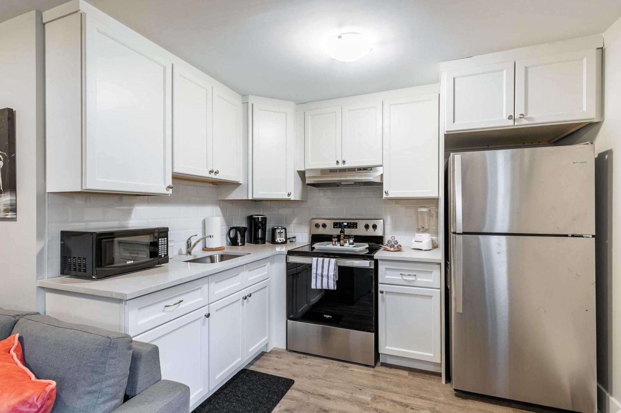 1Br Basement Condo - James Street Hamilton Dış mekan fotoğraf